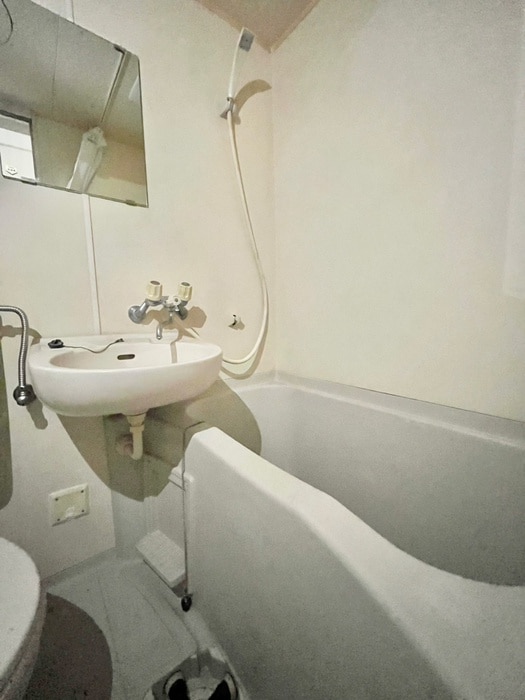 バス／シャワールーム等 スペ－ス４