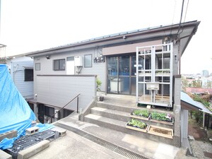 山地邸