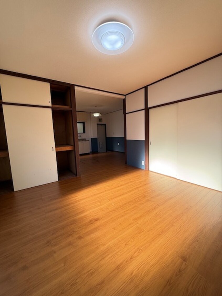 居室 川島ハイツ