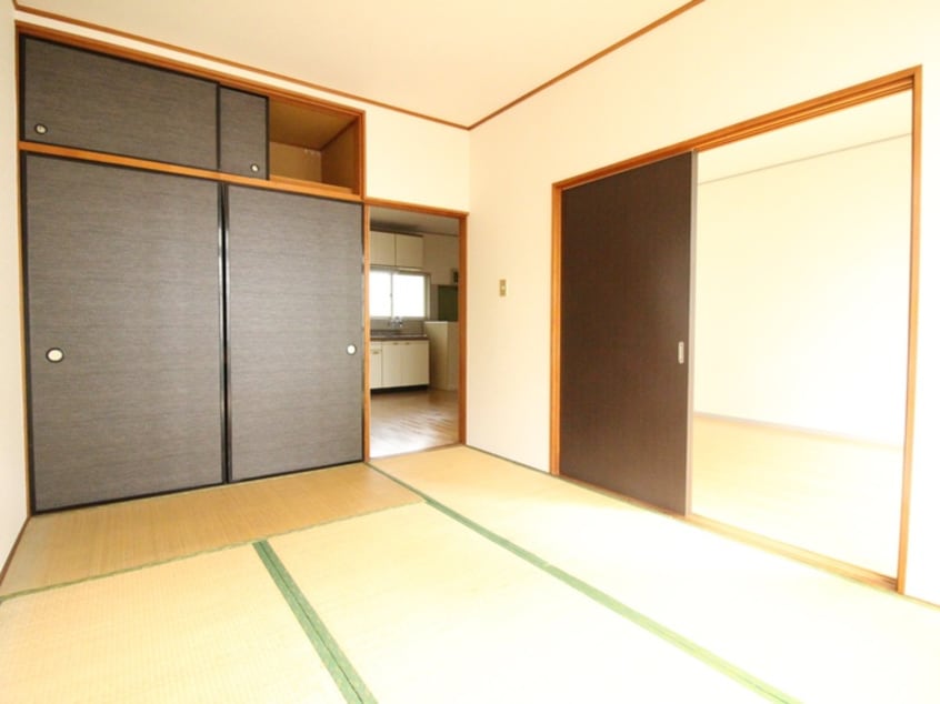 居室 ユウキハイツ
