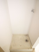 洗濯機置場 ド－ビ－コ－ト