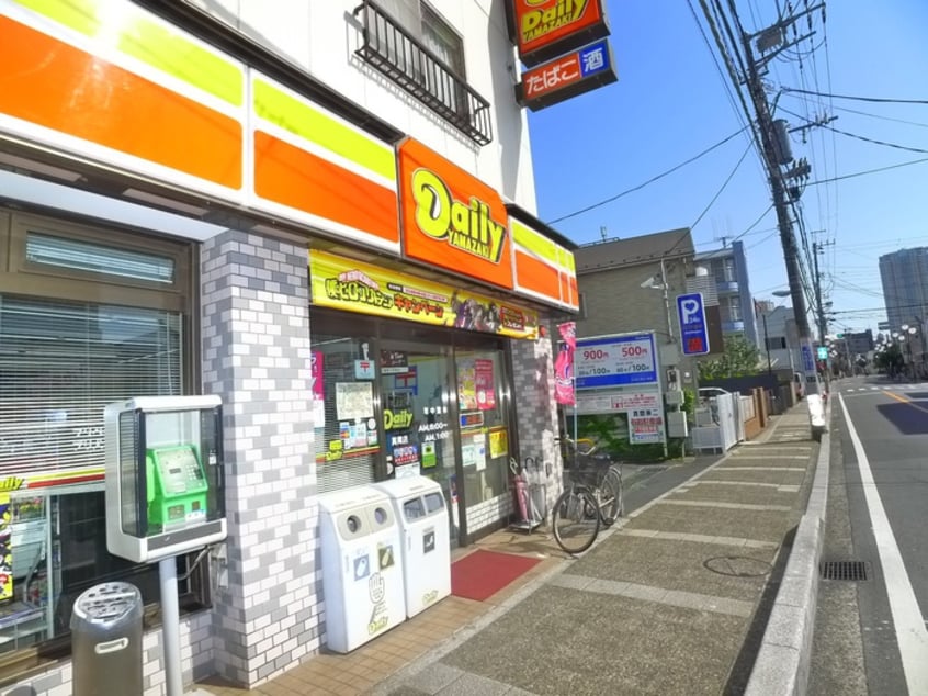 デイリーヤマザキ(コンビニ)まで268m アンピオ市川