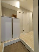 玄関 アルモニー高鼻