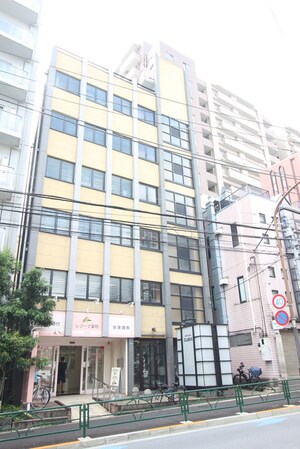 新宿CUBIXビル