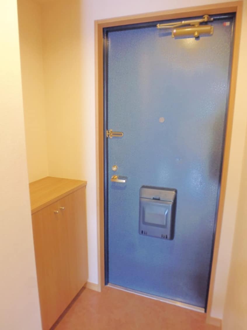 玄関 トムソーヤ