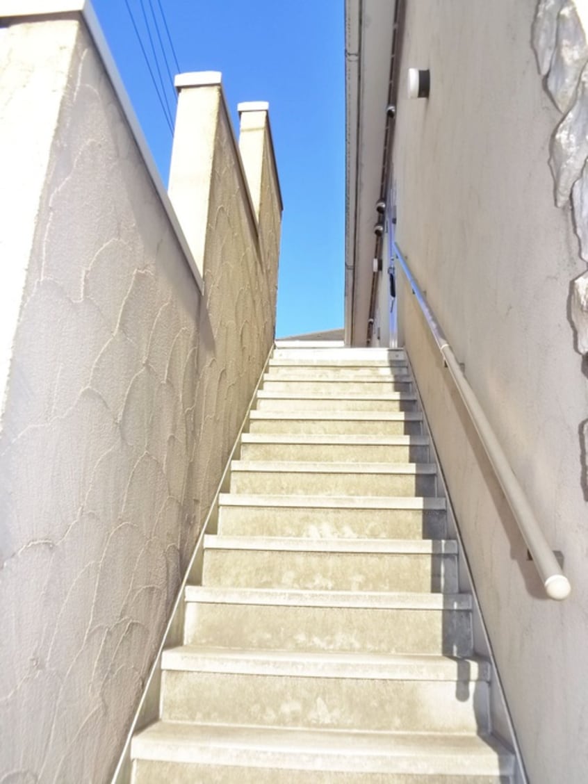 エントランス部分 アネックスガーデン本千葉