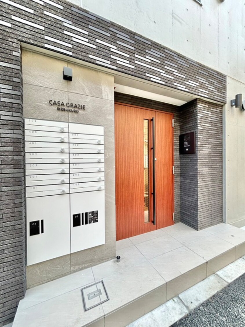 エントランス部分 CASA GRAZIE池袋