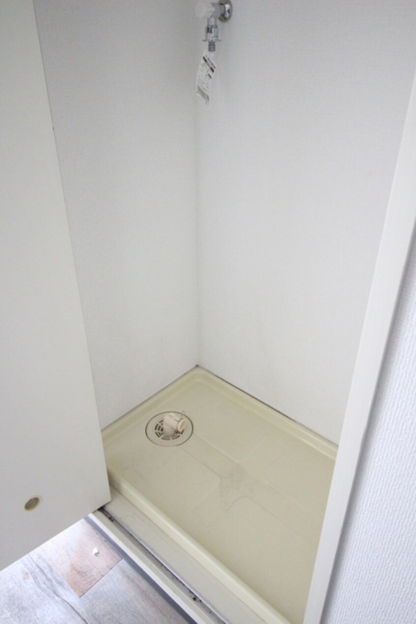 洗濯機置場 モンシャトー久地