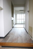 玄関 モンシャトー久地
