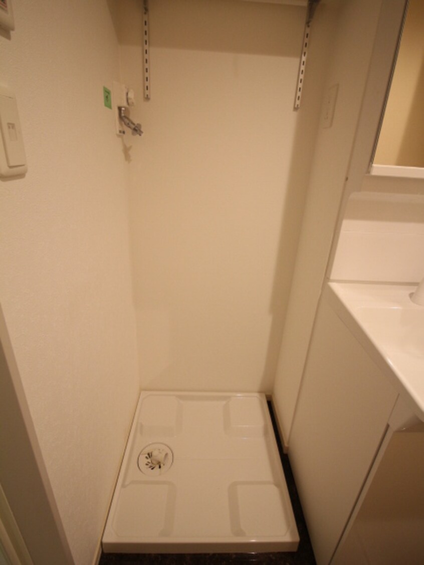 洗濯機置場 コーラルレジデンス東京