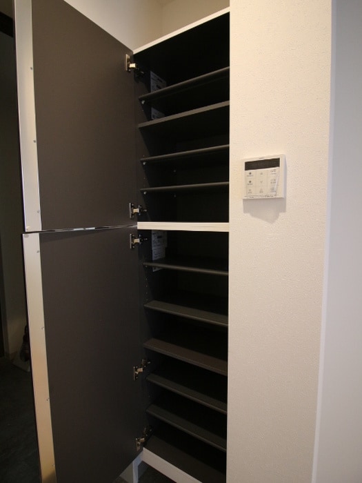 靴箱 コーラルレジデンス東京