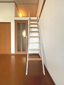 居室 メインシティガ－デンアゼリア２