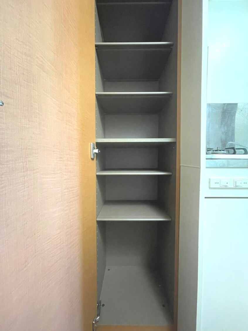 靴箱 メインシティガ－デンアゼリア２