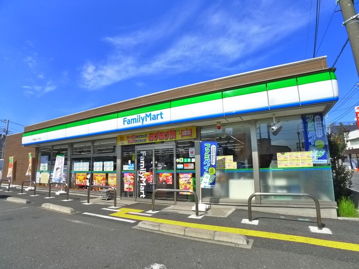 ファミリーマート(コンビニ)まで130m セレネＭ．Ｍ