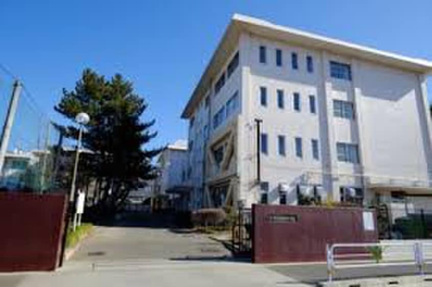 清瀬市立清瀬中学校(中学校/中等教育学校)まで450m サンビレッジ清瀬Ａ・Ｂ・Ｃ