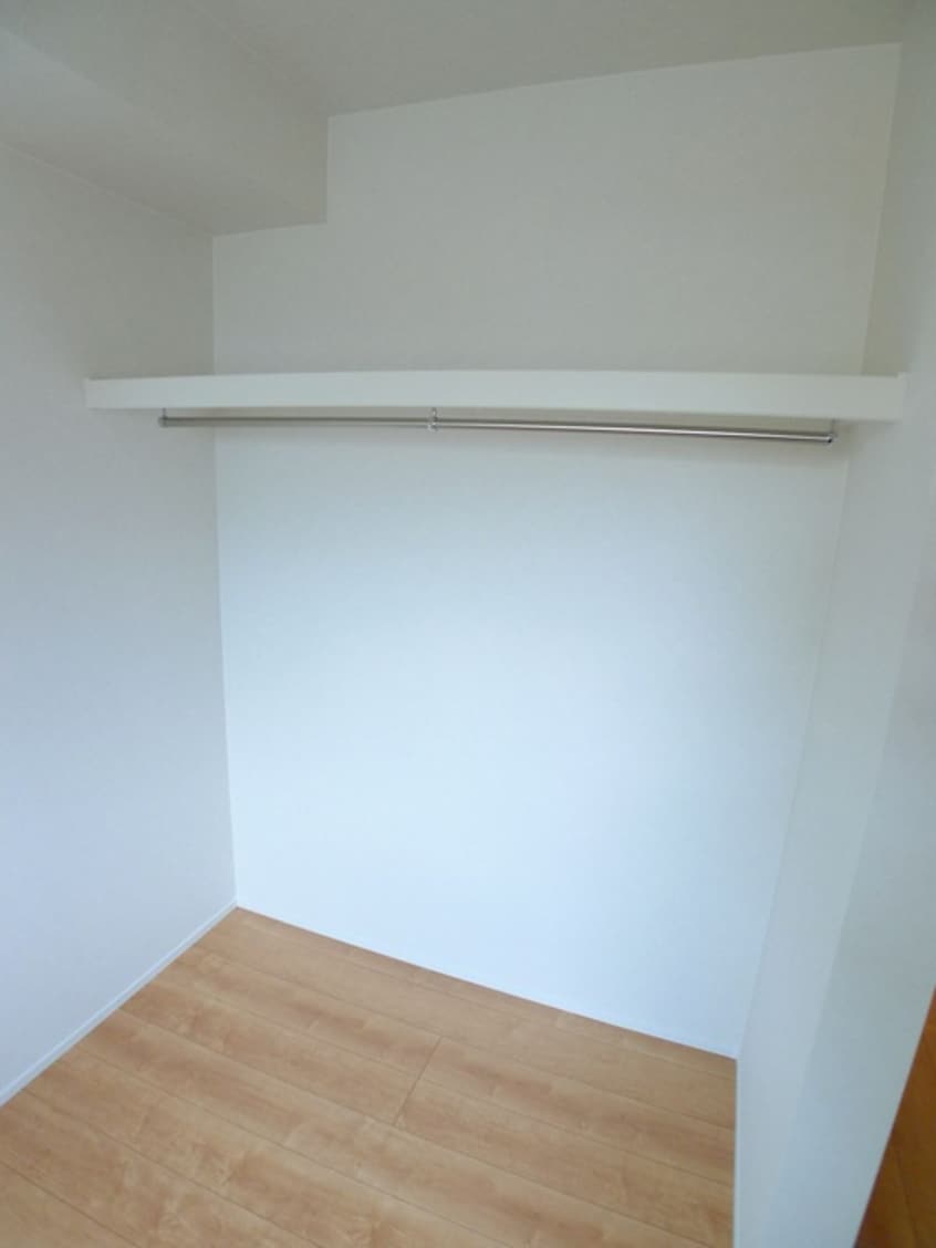 収納 フィオーレ鎌取