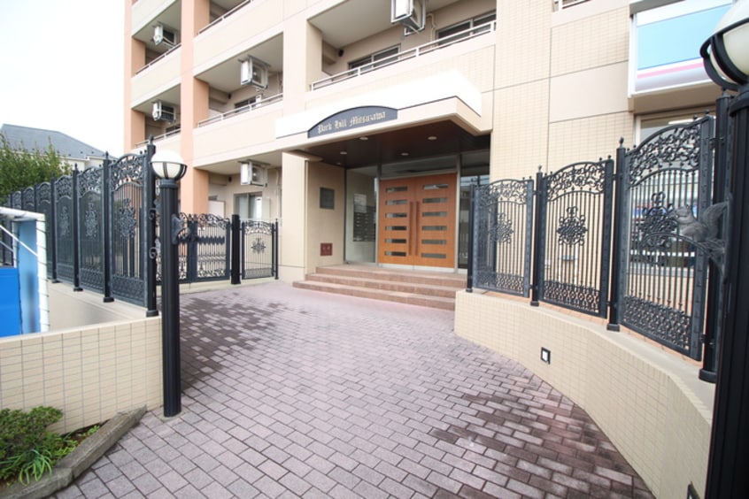 エントランス部分 パ－クヒル三ッ沢