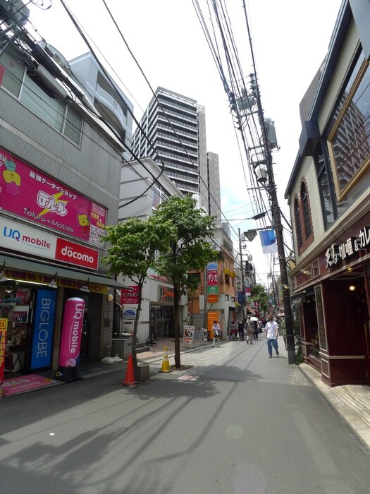 カレー屋(その他飲食（ファミレスなど）)まで100m アイル浦和レジデンス