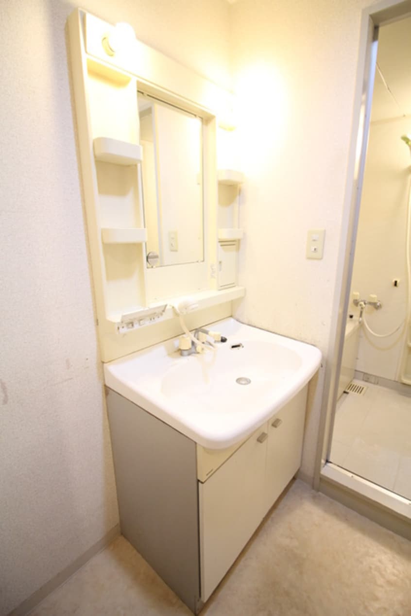 洗面 コンフォート和田町（302）