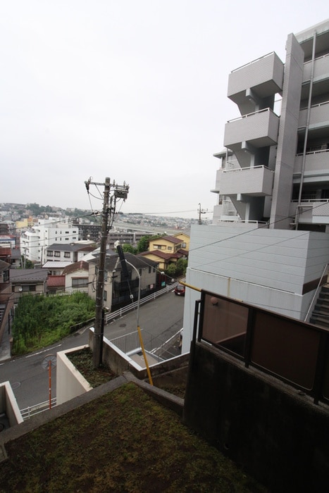 室内からの展望 コンフォート和田町（302）