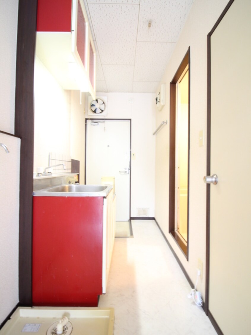 廊下 メ－プルハイツ