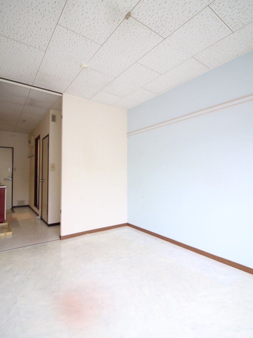 内観写真 メ－プルハイツ