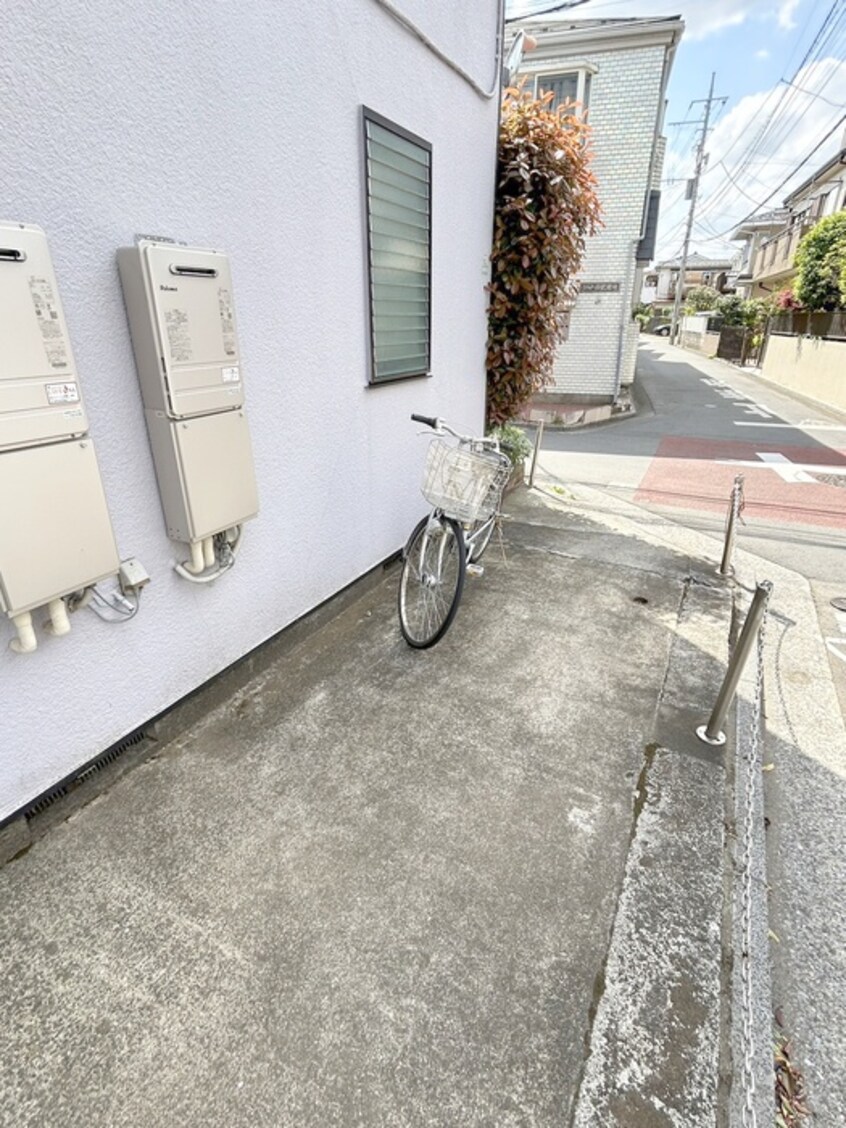 駐輪場 プチ　メゾン