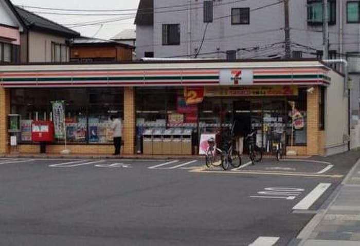 セブンイレブン(コンビニ)まで30m デュオキューブ坂下町