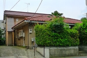ハウス岡田