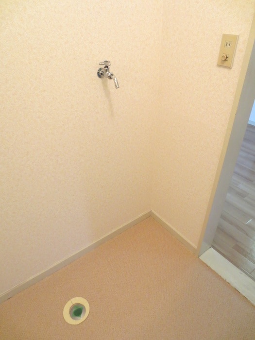 洗濯機置場 リンナイハイツ