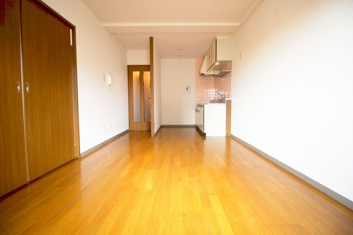 居室 シャルネ９５