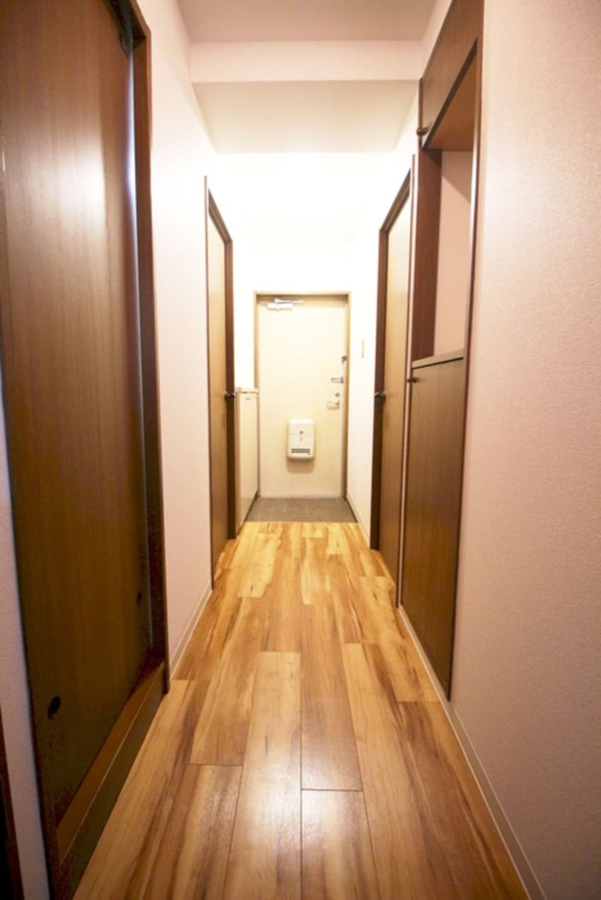 廊下 シャルネ９５