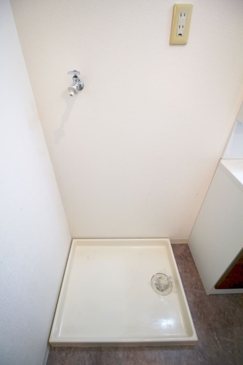 洗濯機置場 シャルネ９５