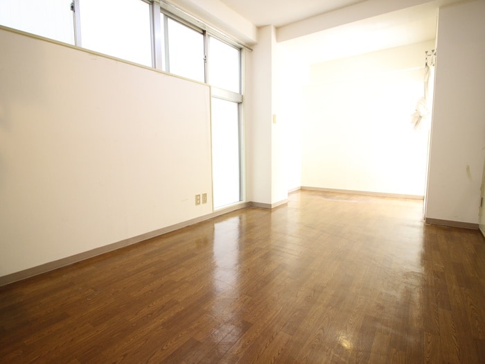 居室 カクタス伊藤館