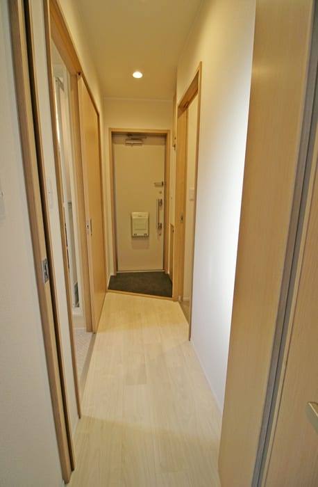 廊下 ファミーユ石原