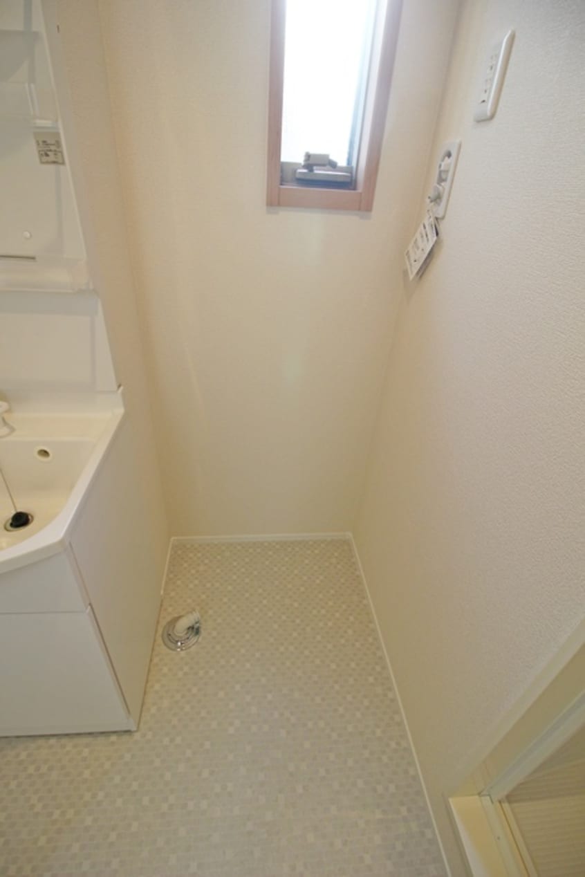 洗濯機置場 ファミーユ石原