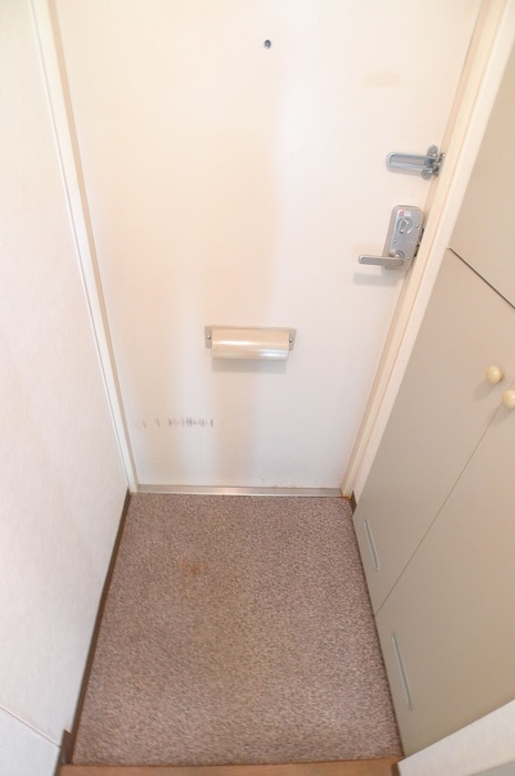 玄関 第１２頼長ビル
