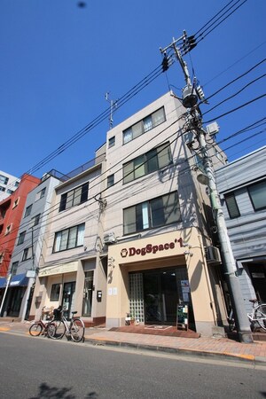三進ビル