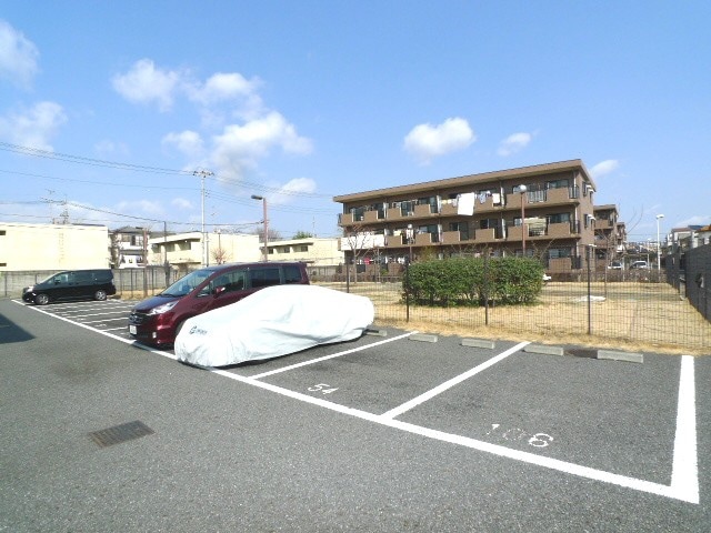 駐車場 新座四季タウン