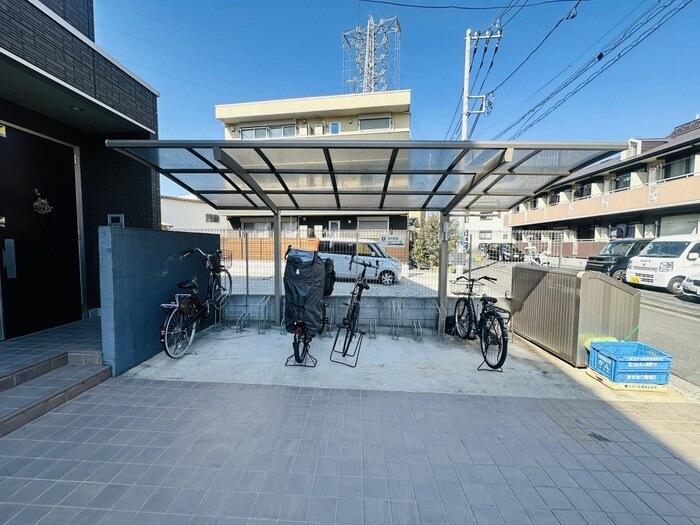 駐輪場 ＡＲＯＵＳＥ