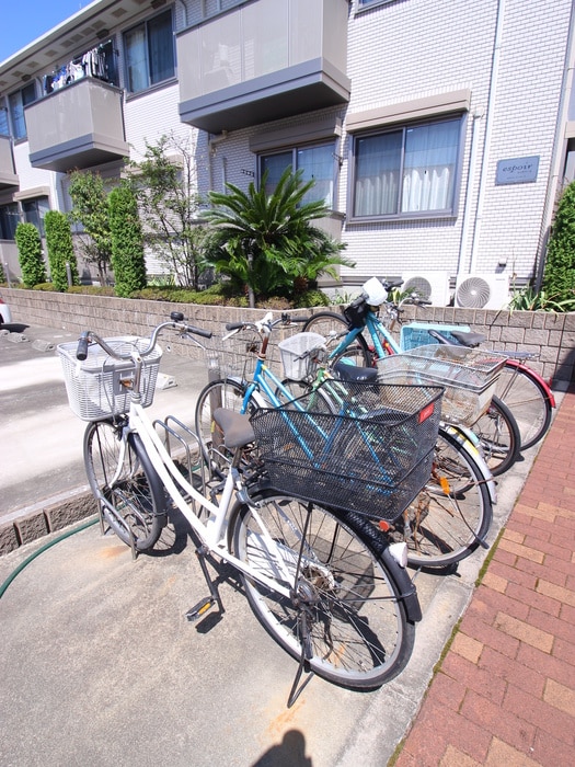 駐輪場 エスポワ－ル