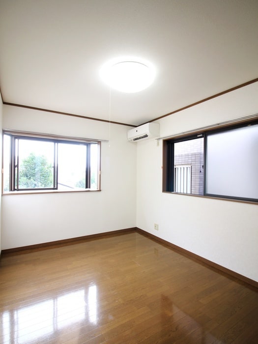 居室 メゾンエモックⅡ