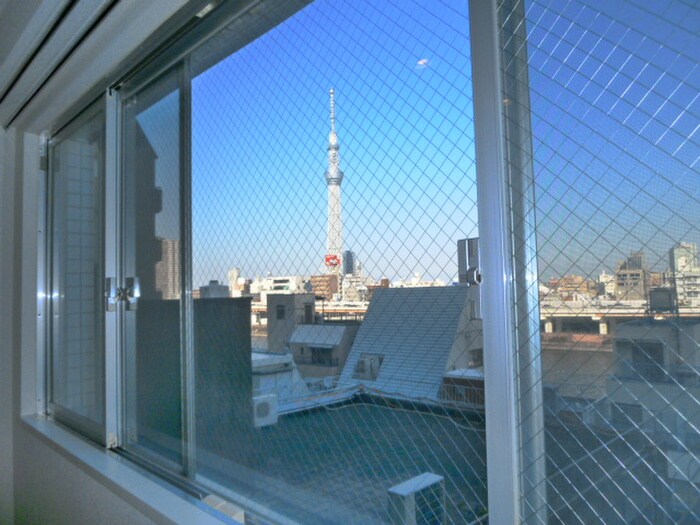 室内からの展望 コンフォリア浅草駒形