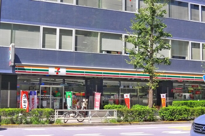 セブンイレブン 台東駒形1丁目店(コンビニ)まで61m コンフォリア浅草駒形