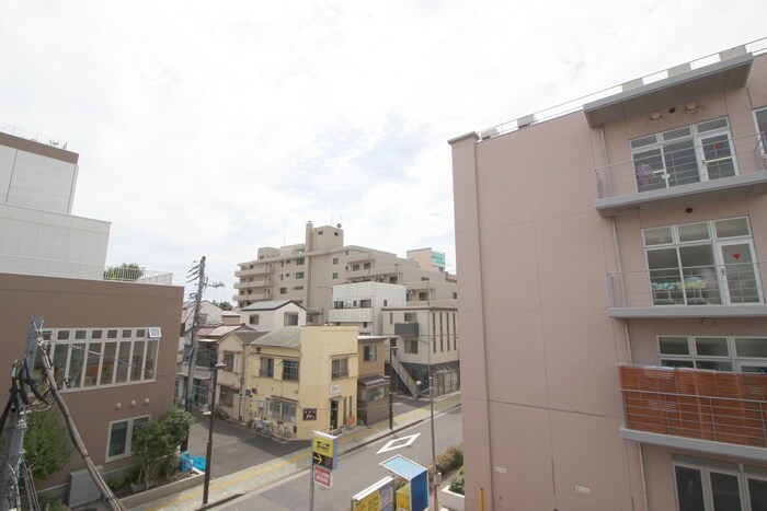 室内からの展望 Maison de la pomme