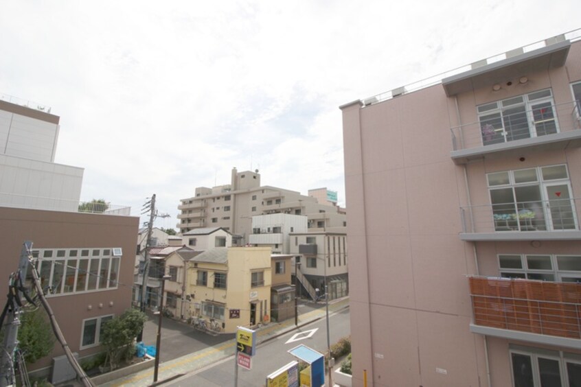 室内からの展望 Maison de la pomme