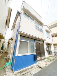 扇　貸家