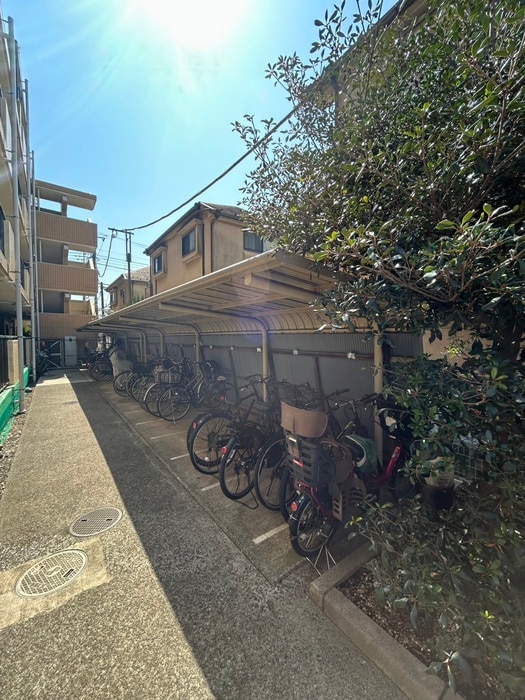 駐輪場 カーサエミネンス