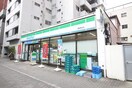 ファミリーマート豊島駒込店(コンビニ)まで180m FIORE KOMAGOME
