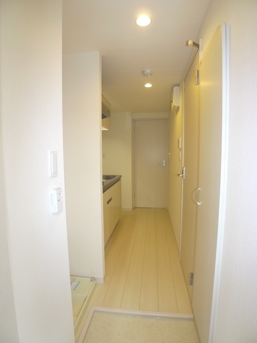 廊下 リブリ・千葉公園